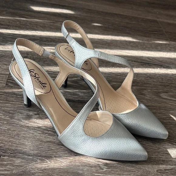 Life Stride Women's Metallic Slingback Heels - Picture 1 of 3